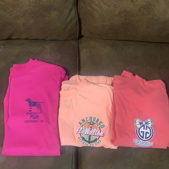 Women’s mixed small southern shirts (bundle of 3) - Picture 2 of 7